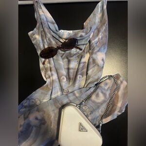 Size small, brand new, doesn’t fit